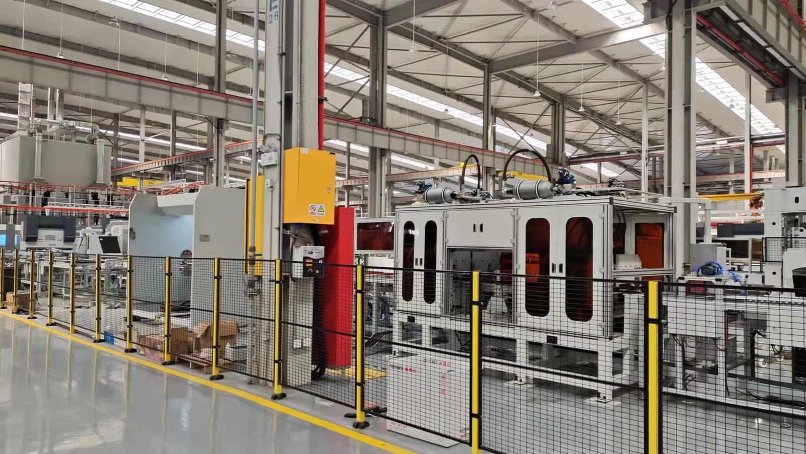 廳門前道上料、沖壓、折彎、鉚接智能化產(chǎn)線